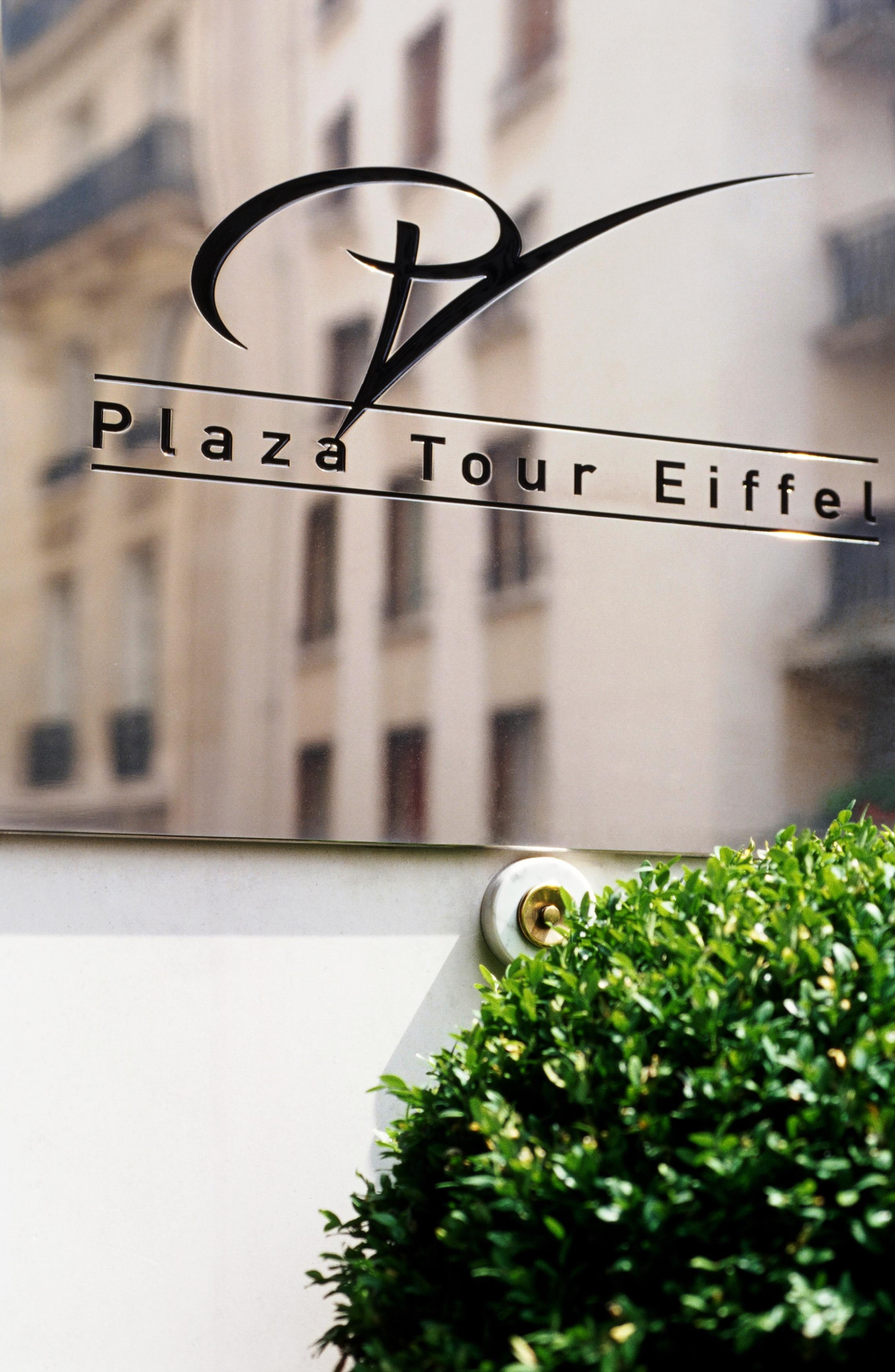 Plaza Tour Eiffel Hotel Paris Eksteriør billede