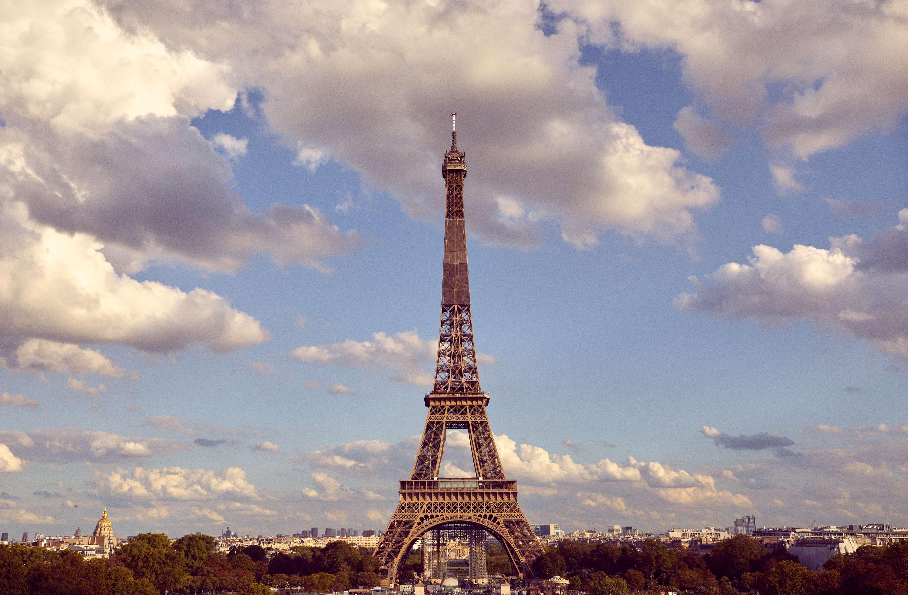 Plaza Tour Eiffel Hotel Paris Eksteriør billede